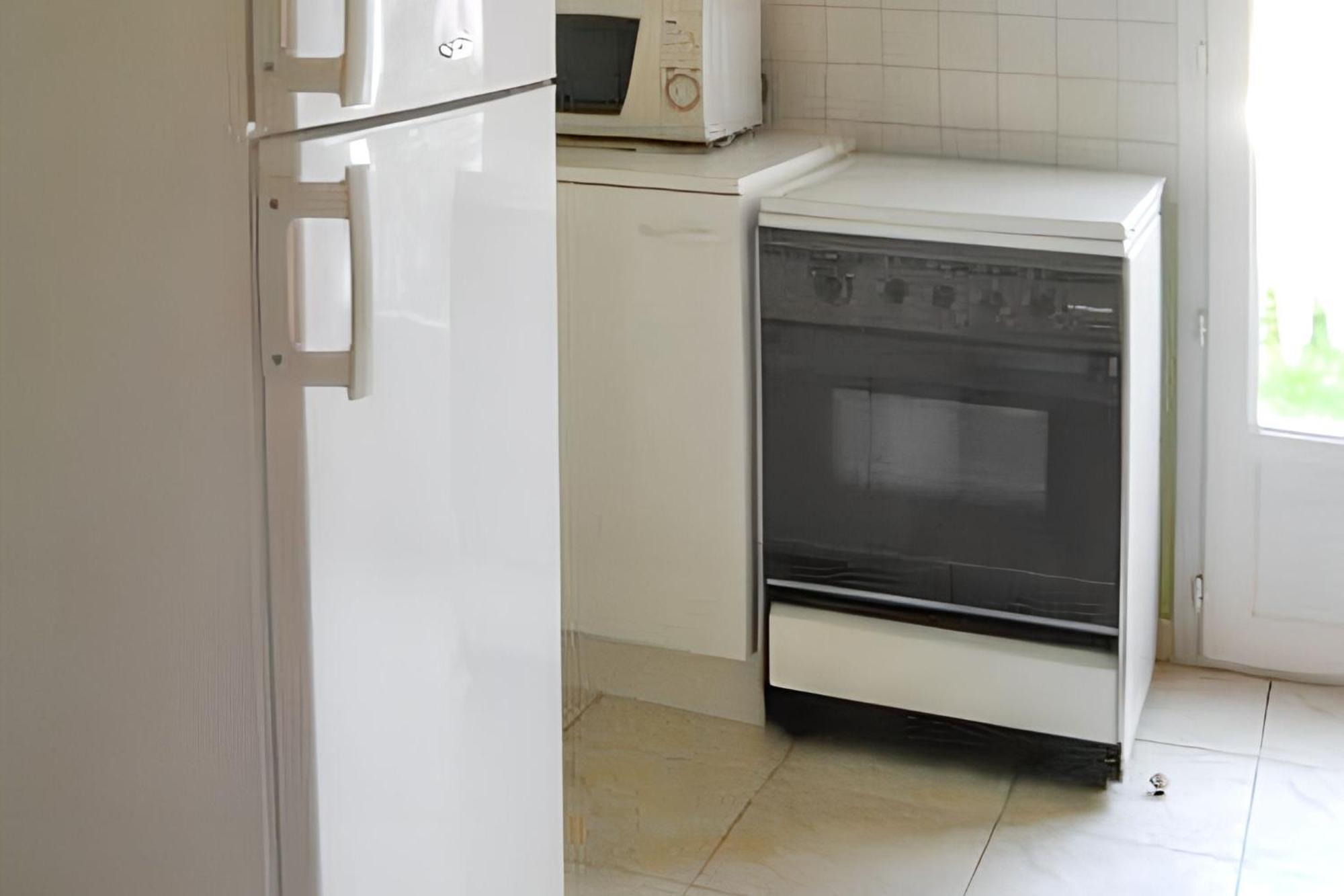 Petite Maison Charmante A La Couarde-Sur-Mer Avec Jardin Cloture Exteriör bild